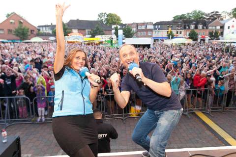 Moderatoren NDR 1 Welle Nord bei der Sommertour